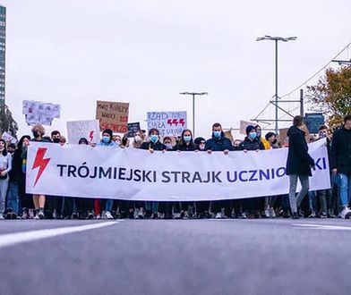 Kurator oświaty z Gdańska: ”protesty młodzieży to profanacja Wiary”
