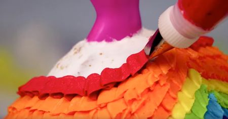 Ta niesamowicie utalentowana kobieta tworzy oszałamiające torty. Czegoś takiego jeszcze nie widziałaś!
