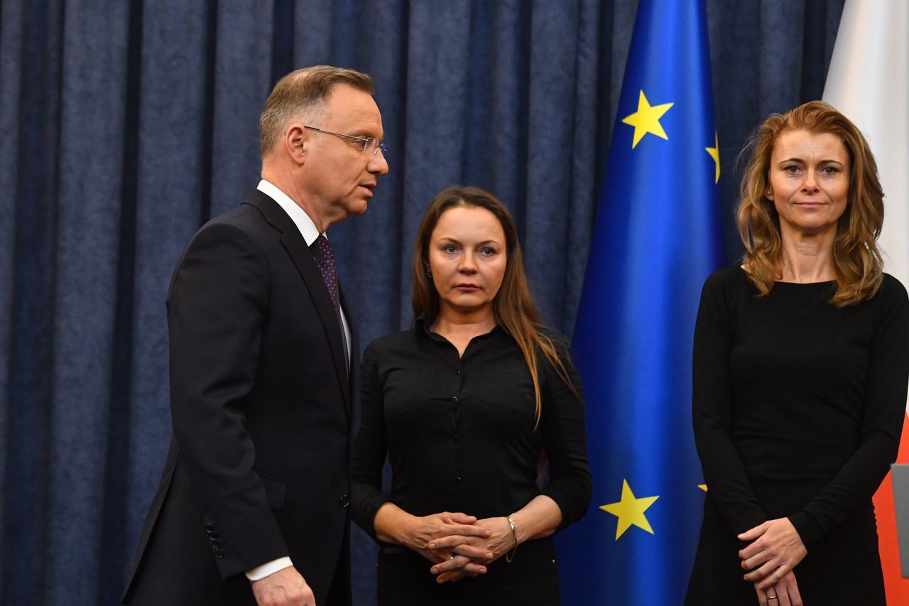 Andrzej Duda z żonami Mariusza Kamińskiego i Macieja Wąsika