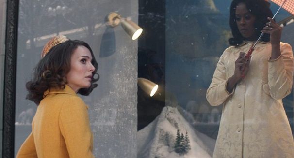 Kryminał noir ma się dobrze. Recenzja serialu „Kobieta z jeziora” z Natalie Portman