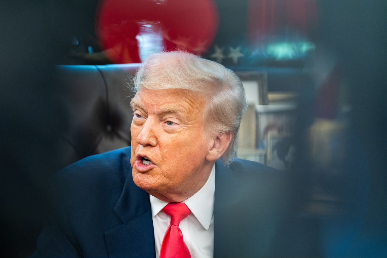 Trump wycofuje się z negocjacji? "Niestety ustąpił Putinowi"