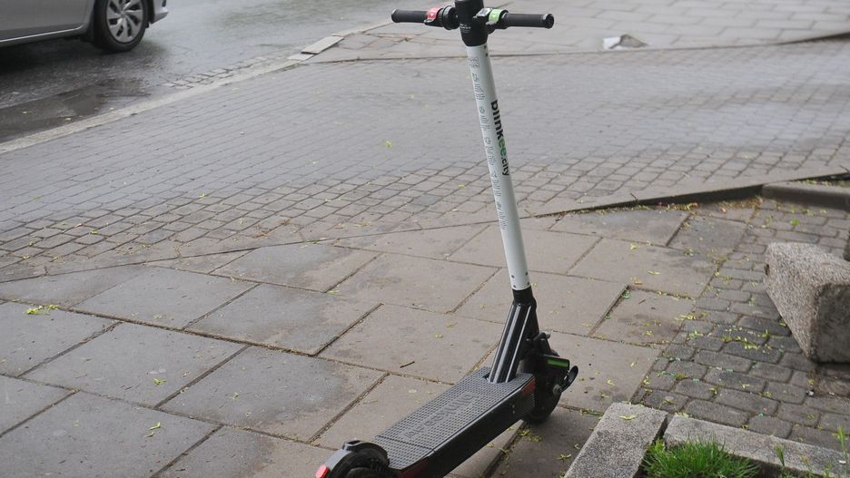 09.05.2019 KRAKOW
HULAJNOGA ELEKTRYCZNA PROBLEM PARKOWANIE MIASTO
N/Z:                        
FOT: ADAM WOJNAR/POLSKA PRESS/GAZETA KRAKOWSKA