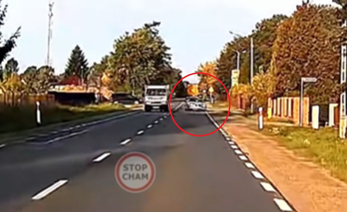 Tak wyprzedzał. Nagrała go kamerka. "Mistrz"