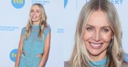 Agnieszka Woźniak-Starak we wzorzystym komplecie czaruje śnieżnobiałym uśmiechem na ramówce TVN (ZDJĘCIA)
