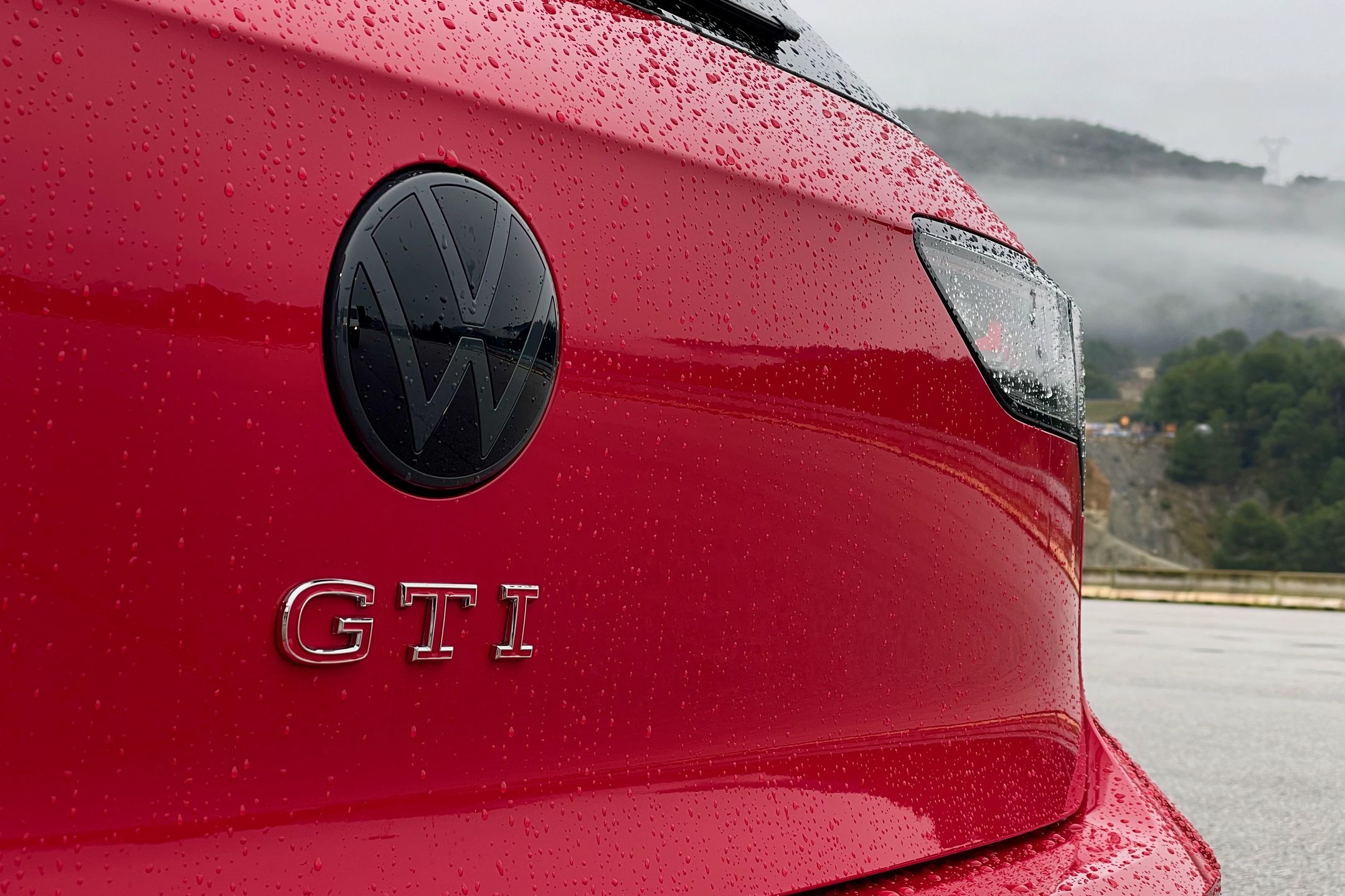 Volkswagen Golf GTI Edition 50