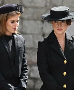 Wnuczki królowej wyszły przed końcem. Wszyscy odwracali głowy