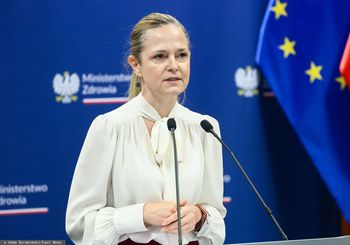Media o wiceminister zdrowia: Ukrywa swój dyplom z Collegium Humanum