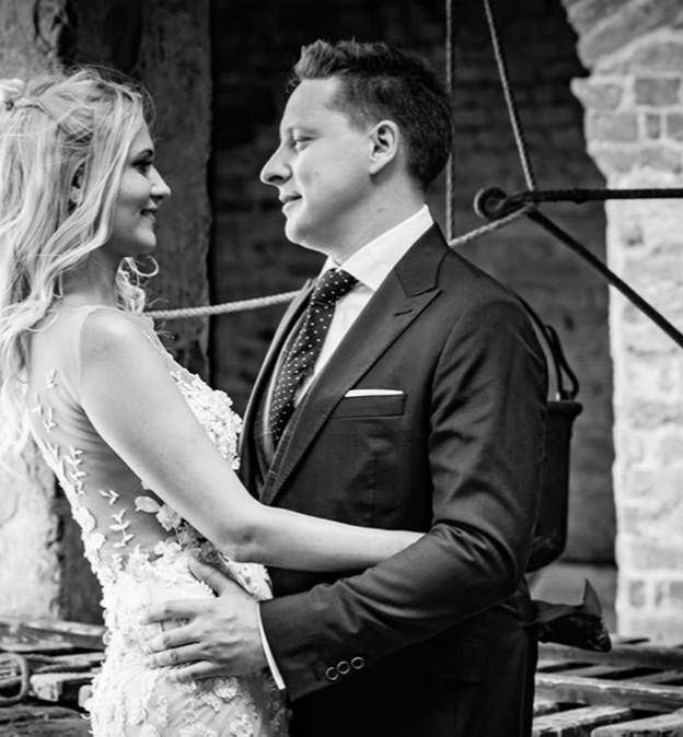Antek Smykiewicz z żoną, ślubne zdjęcia