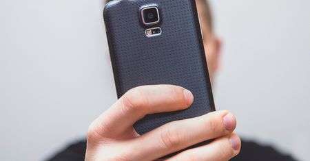 Nowy wirus na Androidzie. Wyśle historię przeglądania znajomym
