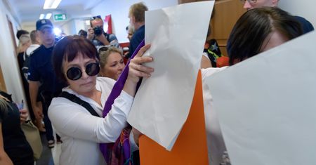Kontrowersyjny skład ma zdecydować o losie ofiary księdza pedofila. Kobieta wnosi o zmianę sędziów