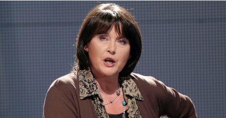 Zasługa zdrowej diety czy operacji plastycznych? Dla 77-letniej Elżbiety Jaworowicz czas się zatrzymał