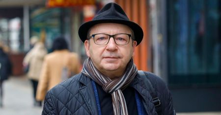 Ten romans Zbigniewa Zamachowskiego był skandalem. Wycofał się, gdy ukochana poprosiła o jedno