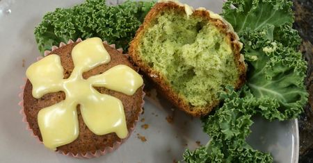 Muffiny z jarmużem. Słodka przekąska według Ewy Wachowicz