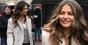 Anna Lewandowska zadaje szyku przed studiem "DDTVN". Tłumy fanów czekały na żonę Lewego. Miała problem żeby opuścić studio