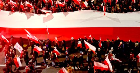 Marcin Makowski: Sto rzeczy, za które kocham Polskę na setną rocznicę odzyskania niepodległości