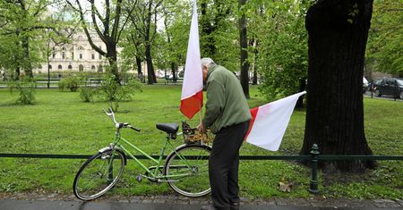 2 maja obchodzimy Dzień Flagi. Pokaż nam, jak go świętujesz