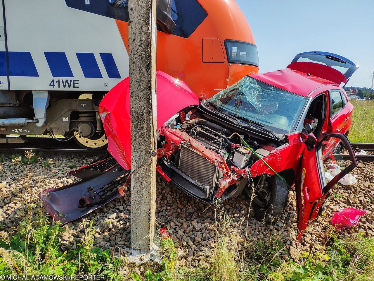 Tragedia na przejeździe kolejowym w Szaflarach. Co dalej z egzaminatorem?