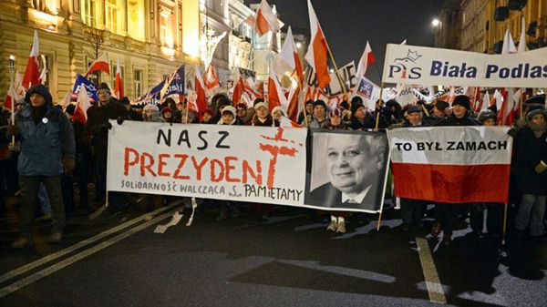 "To trzeci wielki temat dzielący polityków"