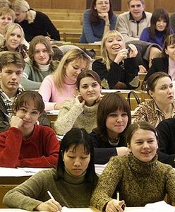 Uczelnia płaci studentom za udostępnienie notatek