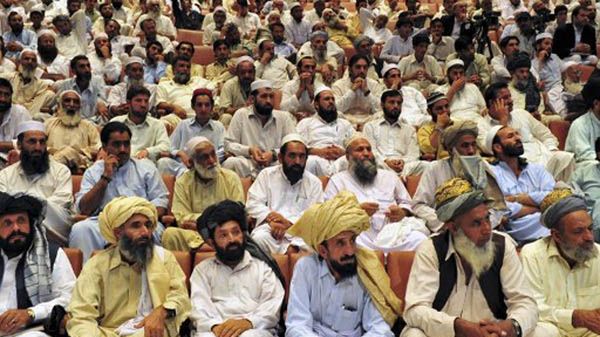 Delegaci na wielkiej dżirdze, lipiec 2011 roku.