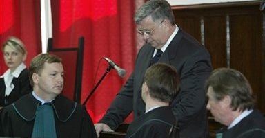 Sąd Najwyższy bada pytanie prawne związane z karą Rywina