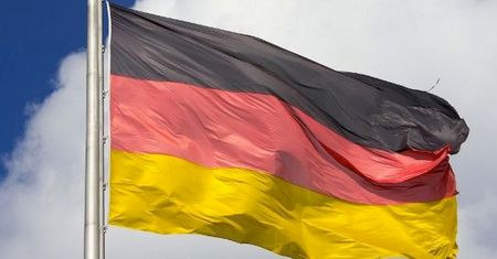 Kolejny kraj w UE ograniczy świadczenia dla imigrantów?