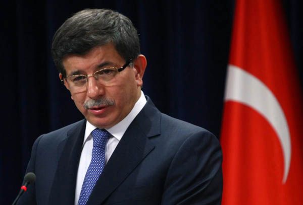 Turcja uznała opozycyjną Syryjską Koalicję Narodową. Namawia innych do tego samego