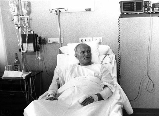Kardynał Dziwisz: był drugi zamach na Jana Pawła II