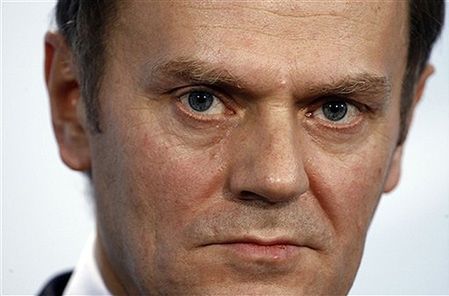 Tusk o sytuacji w PiS: ciszej nad tą partią