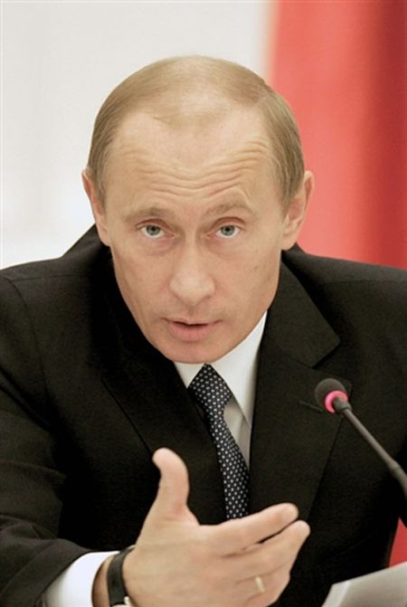 Putin: Rosja nie rozmieści rakiet na Kubie