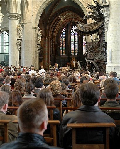 Polskie kościoły wciąż pełne wiernych