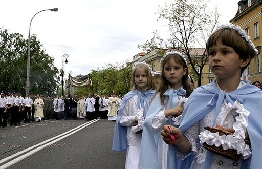 "Agata, nie dostaniesz Komunii Świętej"