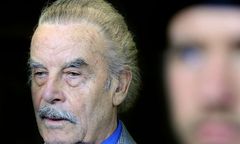 Zaleją betonem piwnicę potwora z Amstetten