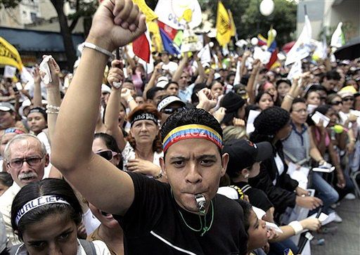 Wenezuelczycy bronią opozycyjnej stacji RCTV