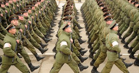 Rosja odrzuca traktat CFE. "Moskwa chce rozmontowania całego systemu bezpieczeństwa w Europie"