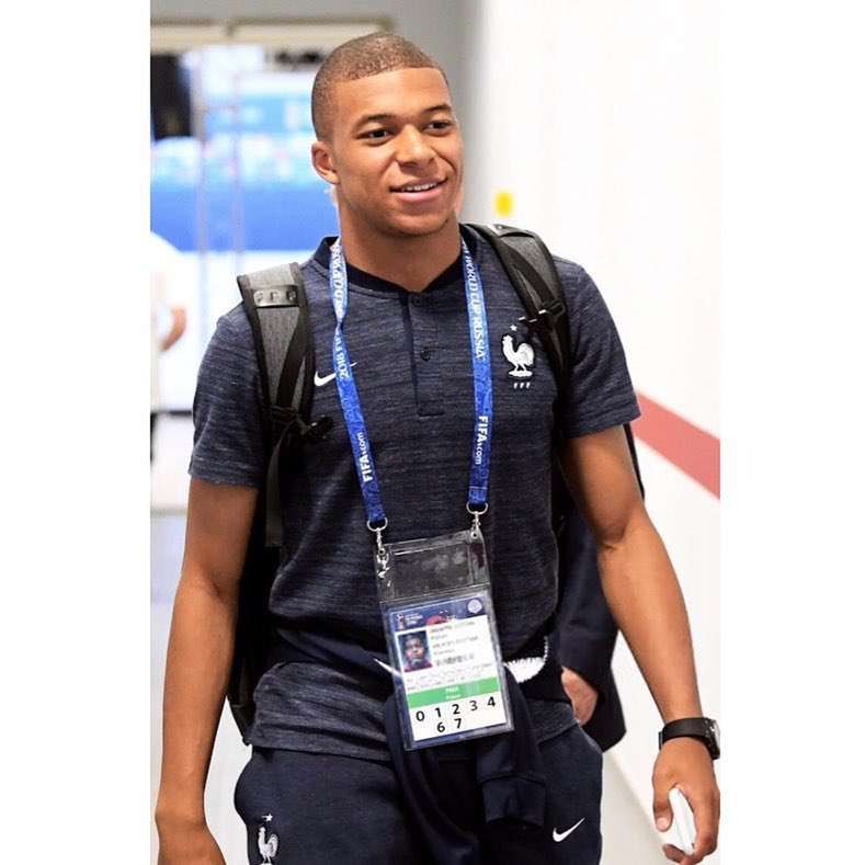 Kylian Mbappé – piłkarz reprezentacji Francji