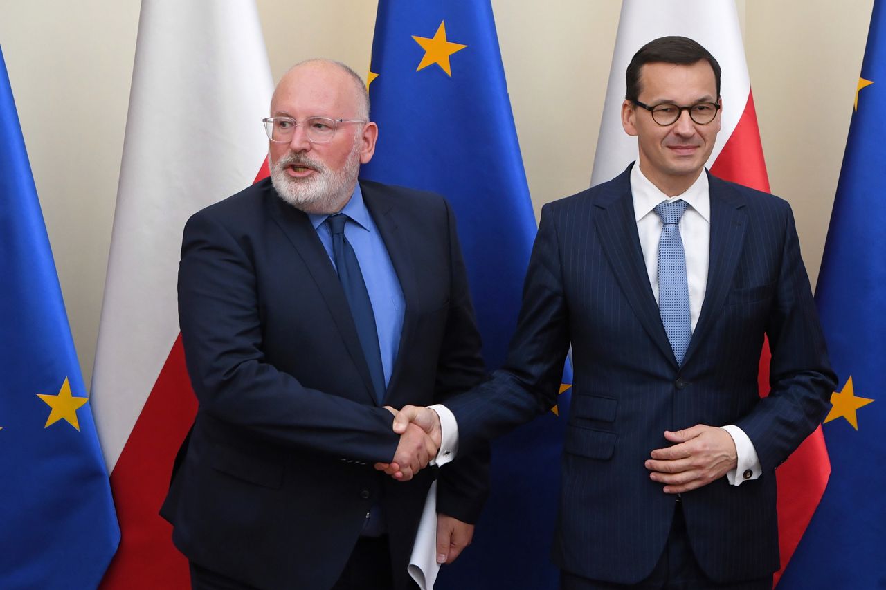 Mateusz Morawiecki spotkał się z Fransem Timmermansem. Jest deklaracja