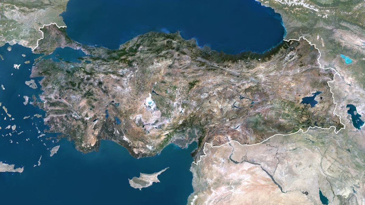 To właśnie w dolinie Eufratu znajdują się największe syryjskie złoża ropy i gazu