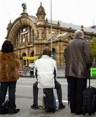 Ewakuacja dworca kolejowego we Frankfurcie