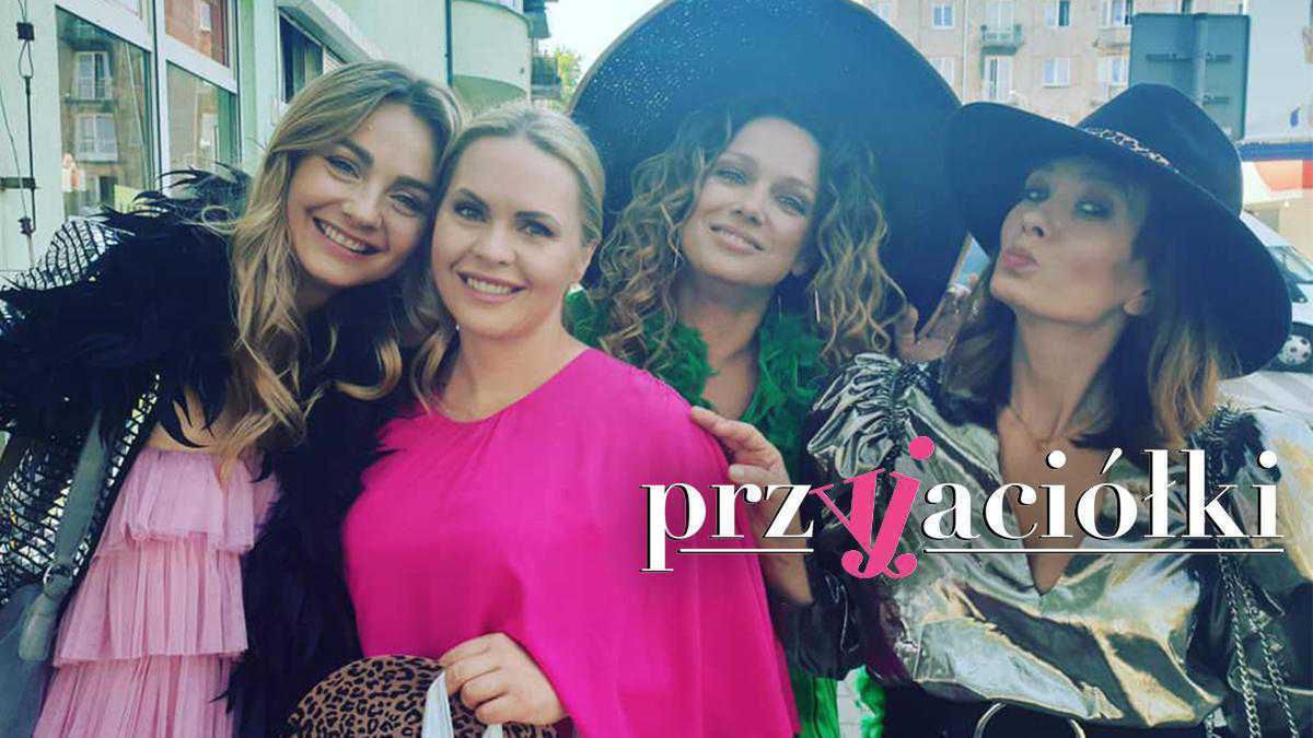 Przyjaciółki, Inga (Małgorzata Socha), Anka (Magdalena Stużyńska), Patrycja (Joanna Liszowska), Zuza (Anita Sokołowska)