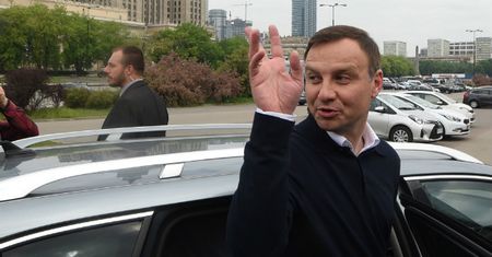 Ekspert krytykuje zachowanie śledczych ws. incydentu w Piekarach: fakt posiadania noża nie stanowi zagrożenia dla życia prezydenta