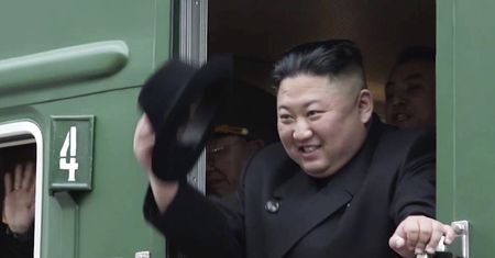 Kim Dzong Un nie lubi latać. Nawet na spotkanie z Putinem w Rosji pojechał pociągiem pancernym