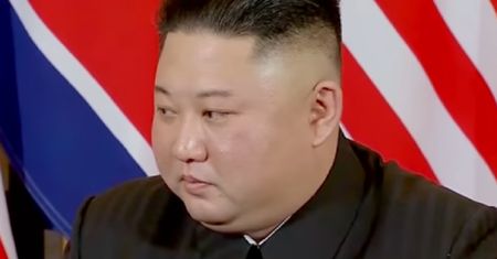 Kim Dzong Un ostrzega USA. "Korea Północna odpowie na ewentualny atak"