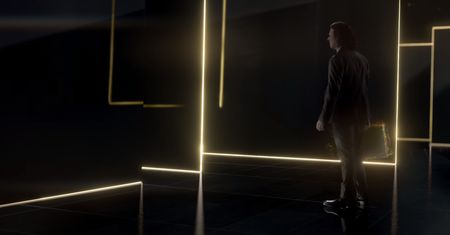 Neeson przywędrował do nas z przyszłości, aby pokazać "wyświetlacze jutra" - Super Bowl