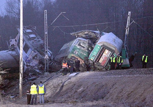 To już pewne: 16 zabitych w katastrofie na Śląsku