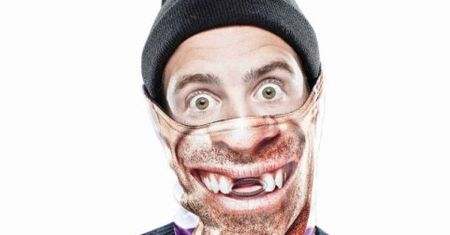 Maska narciarska. Modny gadżet