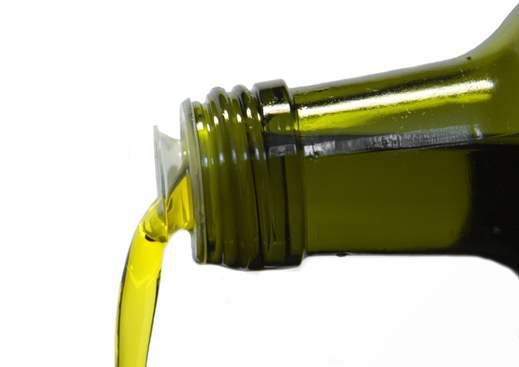 Oliwa z oliwek chroni wątrobę