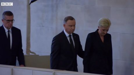 Andrzej Duda i Agata Duda w Westminter Hall screen BBC