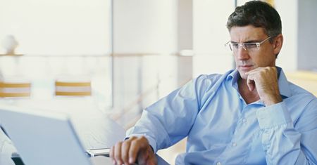 Zwolnią Cię za prywatne korzystanie z firmowego laptopa