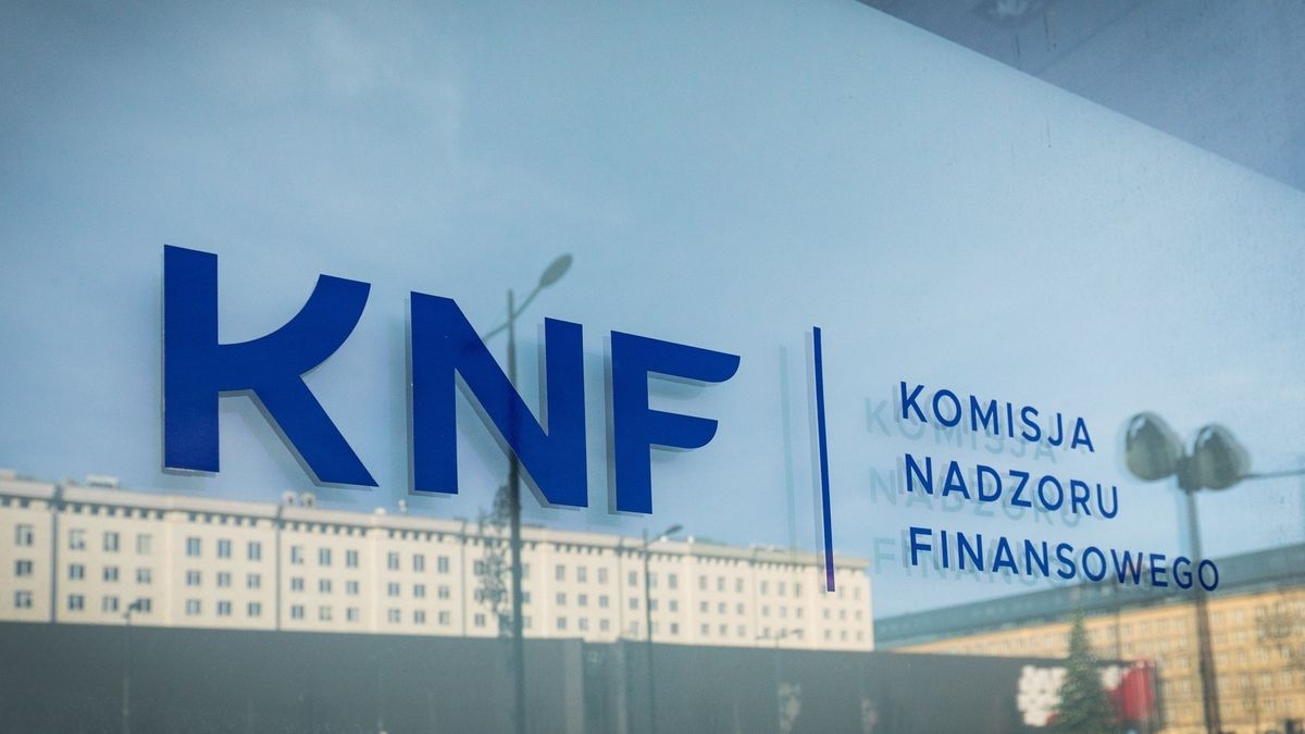 8-osobowy skład KNF wydał zgodę jednogłośnie.
